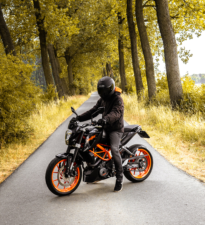 KTM Duke motorcycle licence